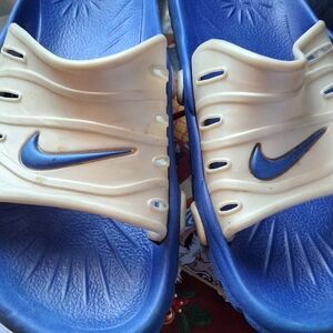 Nike Blue and White Slide Sandals with Blue Swoosh Size 6 Youth